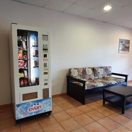 Joli Appartement T2 Dans Residence Avec Piscine, Hammam Et Parking Gratuits Carcassonne Buitenkant foto