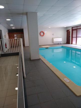 Joli Appartement T2 Dans Residence Avec Piscine, Hammam Et Parking Gratuits Carcassonne Buitenkant foto